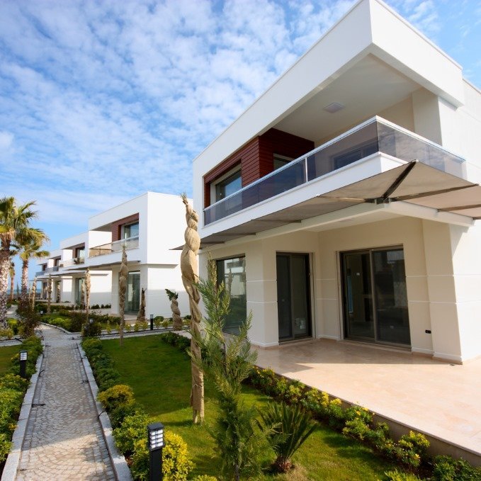 Dubai plan, land and property — image 1